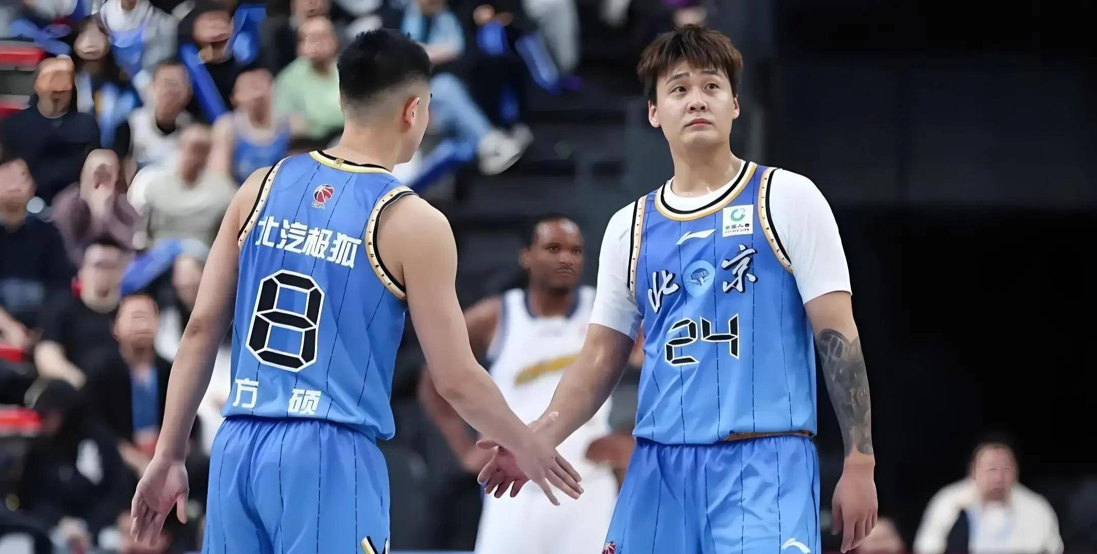 金年会登录入口-CBA常规赛转会期走向成谜，里尔回应争议，媒体盛赞，更衣室氛围转暖的简单介绍